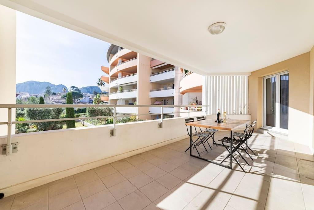 La Ciotat Beau T3, Mer, Centre, Climatisation, Parking Prive Gratuit 拉西约塔 外观 照片